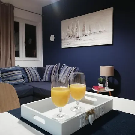 C, Free Parking Apartment *
