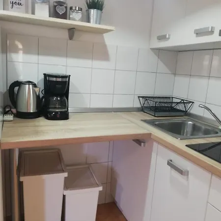 C, Free Parking Apartment *